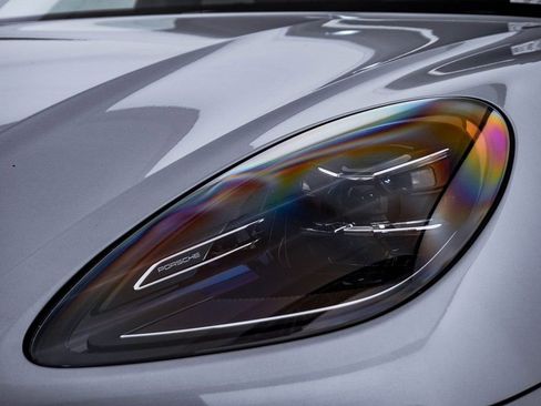 New 2026 Porsche Macan S image 7