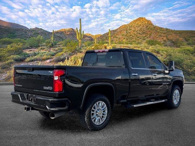 Used 2022 Chevrolet Silverado 2500 High Country w/ Z71 Off-Road Package AWD/4WD image 4