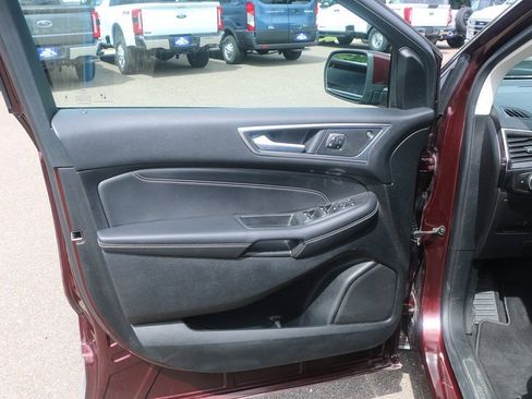 Certified 2024 Ford Edge Titanium w/ Equipment Group 301A AWD/4WD image 28