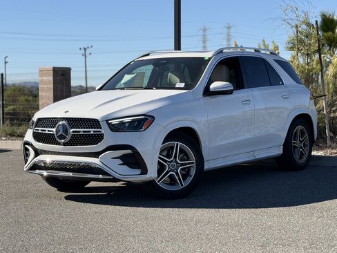 New 2025 Mercedes-Benz GLE 580 4MATIC image 2