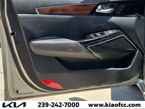 Used 2017 Kia Cadenza Technology FWD image 20