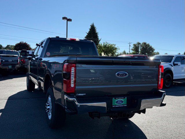 New 2026 Ford F350 XLT w/ XLT Premium Package AWD/4WD image 3