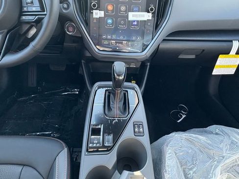 New 2026 Subaru Crosstrek 2.5i Limited w/ Crosstrek Mirror Package image 14