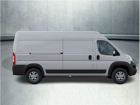 New 2025 RAM ProMaster 3500 w/ Quick Order Package 22G SLT image 38