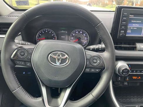 Used 2019 Toyota RAV4 XLE w/ Convenience Package image 64