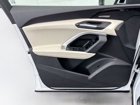 Certified 2025 Audi Q5 Premium Plus w/ Premium Plus image 23