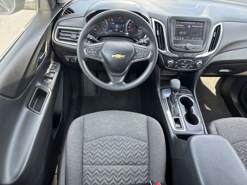 Used 2023 Chevrolet Equinox LT FWD image 12