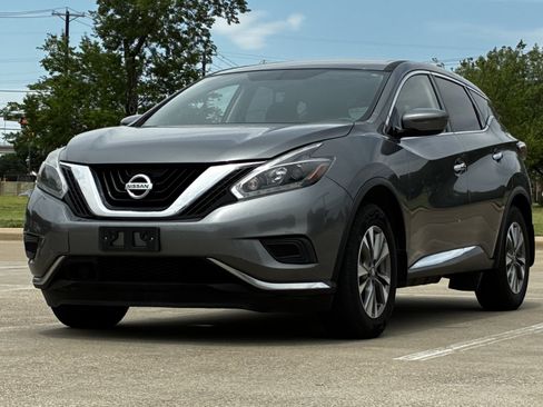 Used 2018 Nissan Murano S AWD/4WD image 13