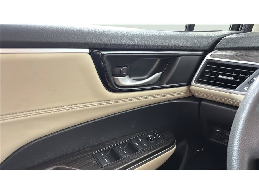 Used 2018 Honda Clarity Plug-In Hybrid image 30