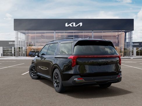 New 2026 Kia Carnival SX w/ SX Dark Edition Package FWD image 4