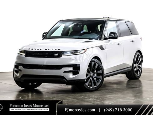 Used 2025 Land Rover Range Rover Sport SE image 1