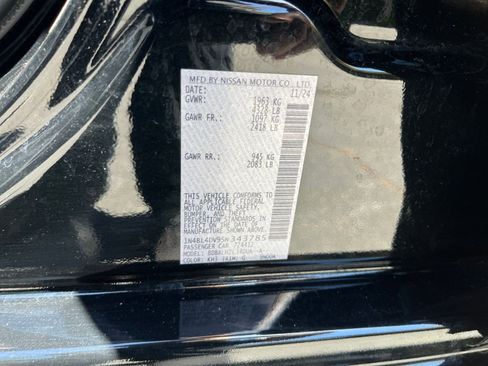 Used 2025 Nissan Altima 2.5 SV FWD image 28