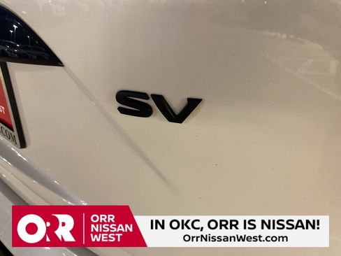 Used 2024 Nissan Murano SV w/ SV Midnight Edition Package image 11