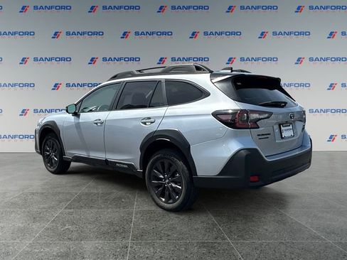 Used 2024 Subaru Outback Onyx Edition AWD/4WD image 3
