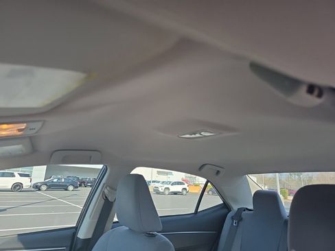 Used 2014 Toyota Corolla L image 21