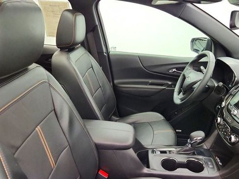 Used 2023 Chevrolet Equinox Premier FWD image 22