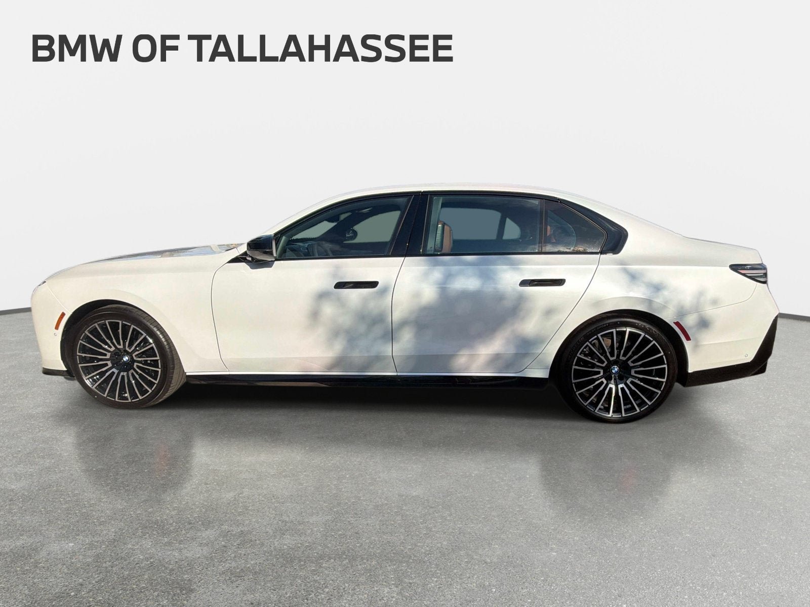 New 2027 BMW i7 xDrive50 w/ Executive Package AWD/4WD image 8