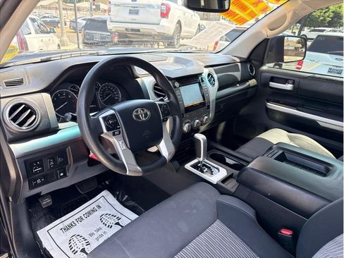 Used 2014 Toyota Tundra SR5 w/ SR5 Upgrade Package AWD/4WD image 14