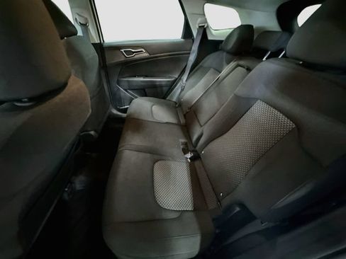 Used 2023 Kia Sportage LX AWD/4WD image 25
