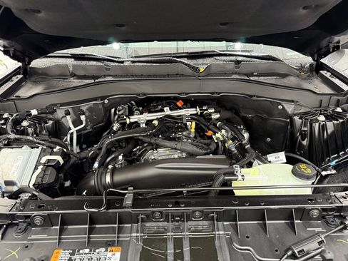 New 2026 Ford Explorer Tremor w/ Tremor Convenience Package image 10