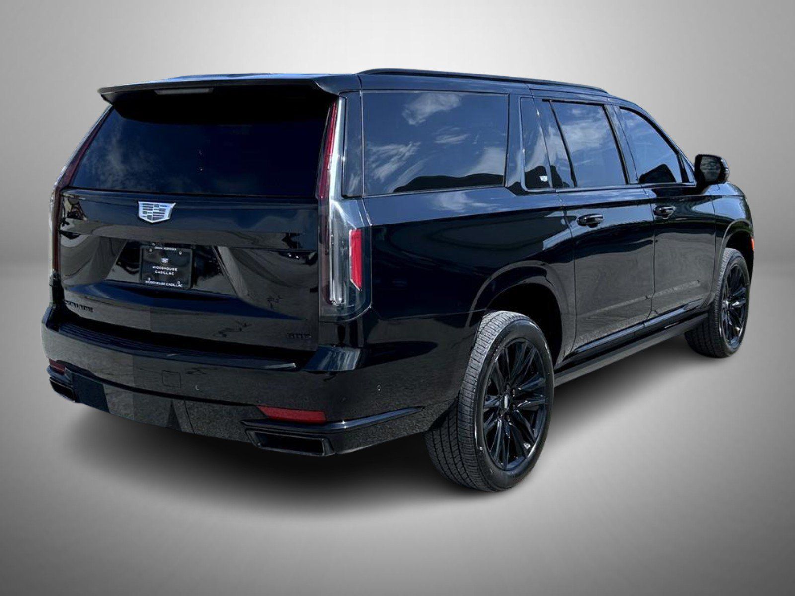 Certified 2024 Cadillac Escalade ESV Sport w/ Touring Package AWD/4WD image 5