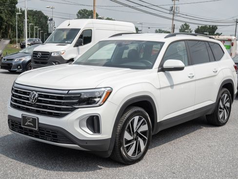 Used 2024 Volkswagen Atlas SE image 6