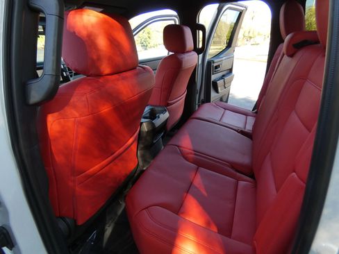 Used 2025 Toyota Tundra SR image 47