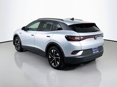 Used 2022 Volkswagen ID.4 Pro image 3