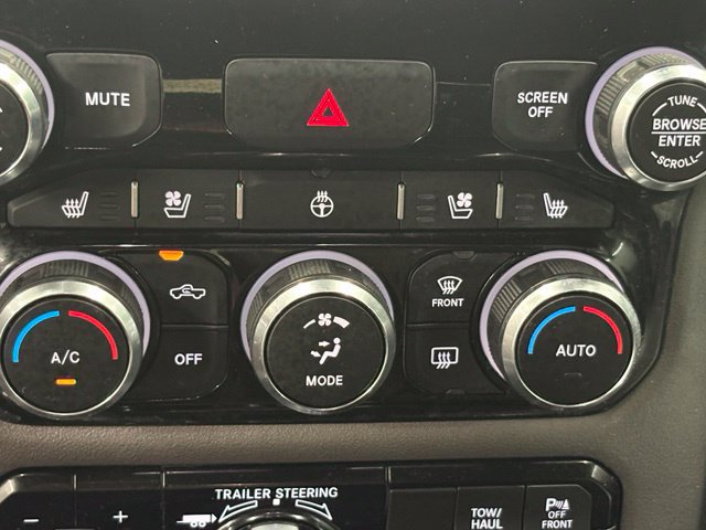 Used 2021 RAM 1500 Laramie AWD/4WD image 37