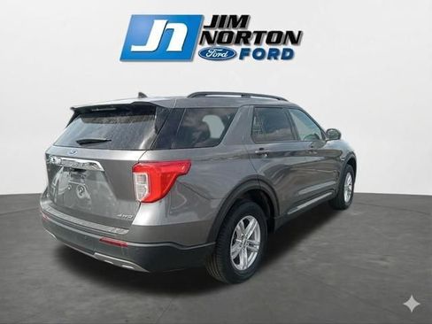 Used 2023 Ford Explorer XLT w/ Equipment Group 202A AWD/4WD image 10