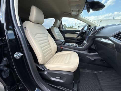 Used 2023 Ford Edge SEL w/ Convenience Package AWD/4WD image 10