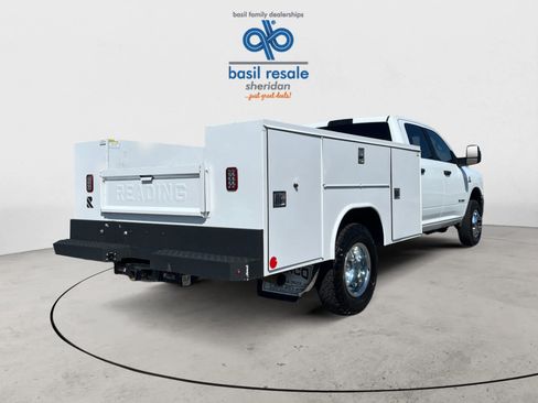 Used 2024 RAM 3500 SLT w/ Quick Order Package 2YG SLT AWD/4WD image 6