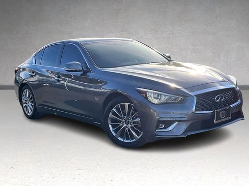 Used 2019 INFINITI Q50 Luxe w/ Essential Package (3.0T Luxe) image 2