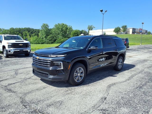 Used 2025 Chevrolet Traverse LT AWD/4WD image 47