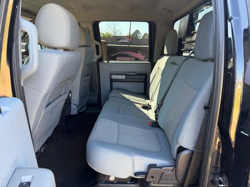 Used 2016 Ford F350 XLT w/ XLT Interior Package AWD/4WD image 10