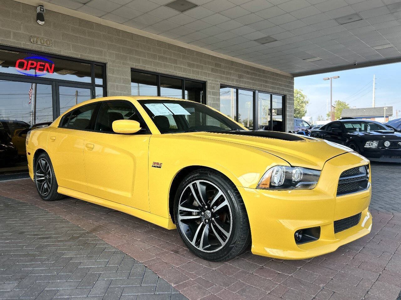Used 2012 Dodge Charger SRT8 Super Bee w/ Premium Audio Group II RWD image 23