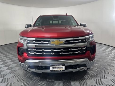 Used 2022 Chevrolet Silverado 1500 LTZ w/ LTZ Premium Package image 7