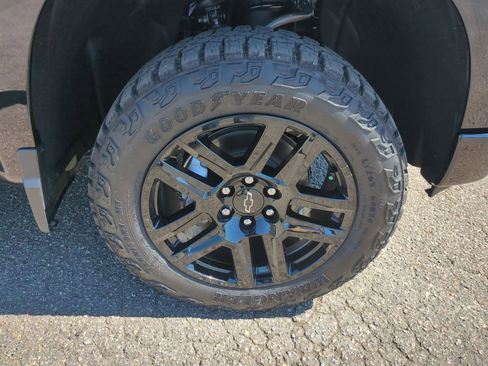 Certified 2026 Chevrolet Silverado 1500 Custom Trail Boss w/ LPO, Dark Essentials Package image 33