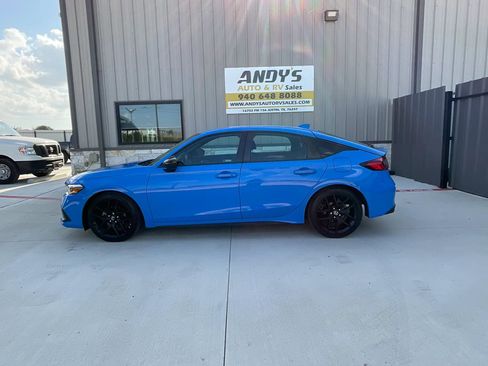 Used 2023 Honda Civic Sport image 5