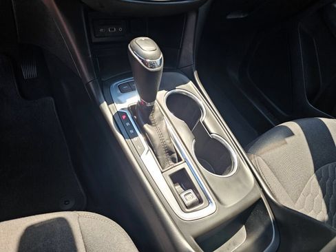 Used 2019 Chevrolet Equinox LT AWD/4WD image 22
