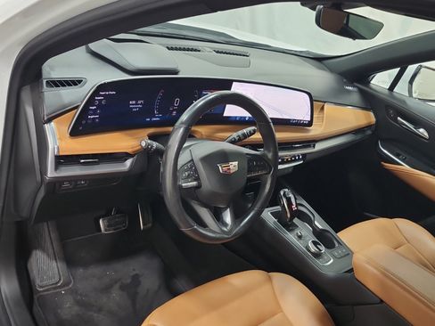 Used 2024 Cadillac XT4 Sport AWD/4WD image 7