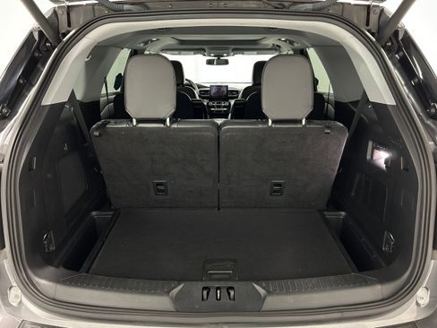 Used 2021 Ford Explorer Limited w/ Equipment Group 301A image 35