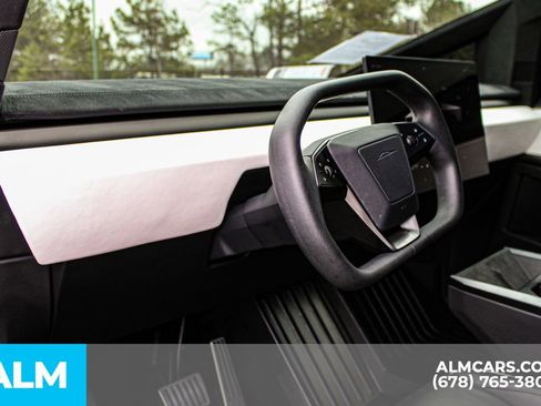 Used 2024 Tesla Cybertruck Cyberbeast AWD/4WD image 22