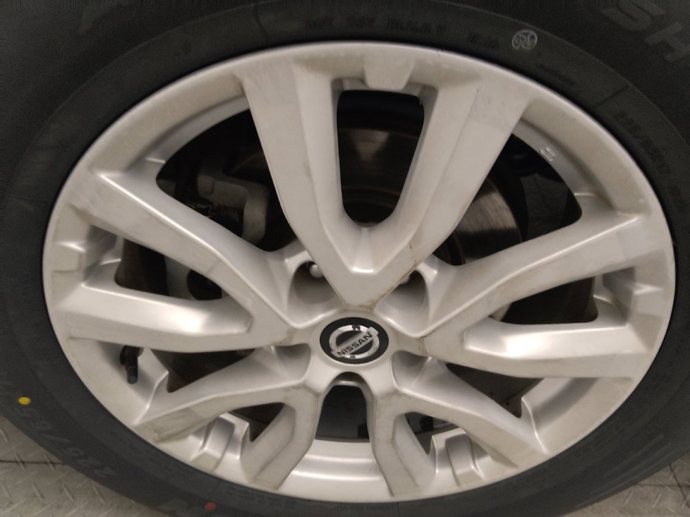 Used 2019 Nissan Rogue SV FWD image 31