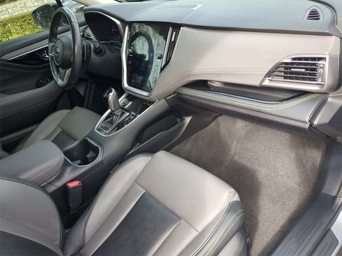 Certified 2021 Subaru Outback Onyx Edition XT w/ Popular Package #2 image 12
