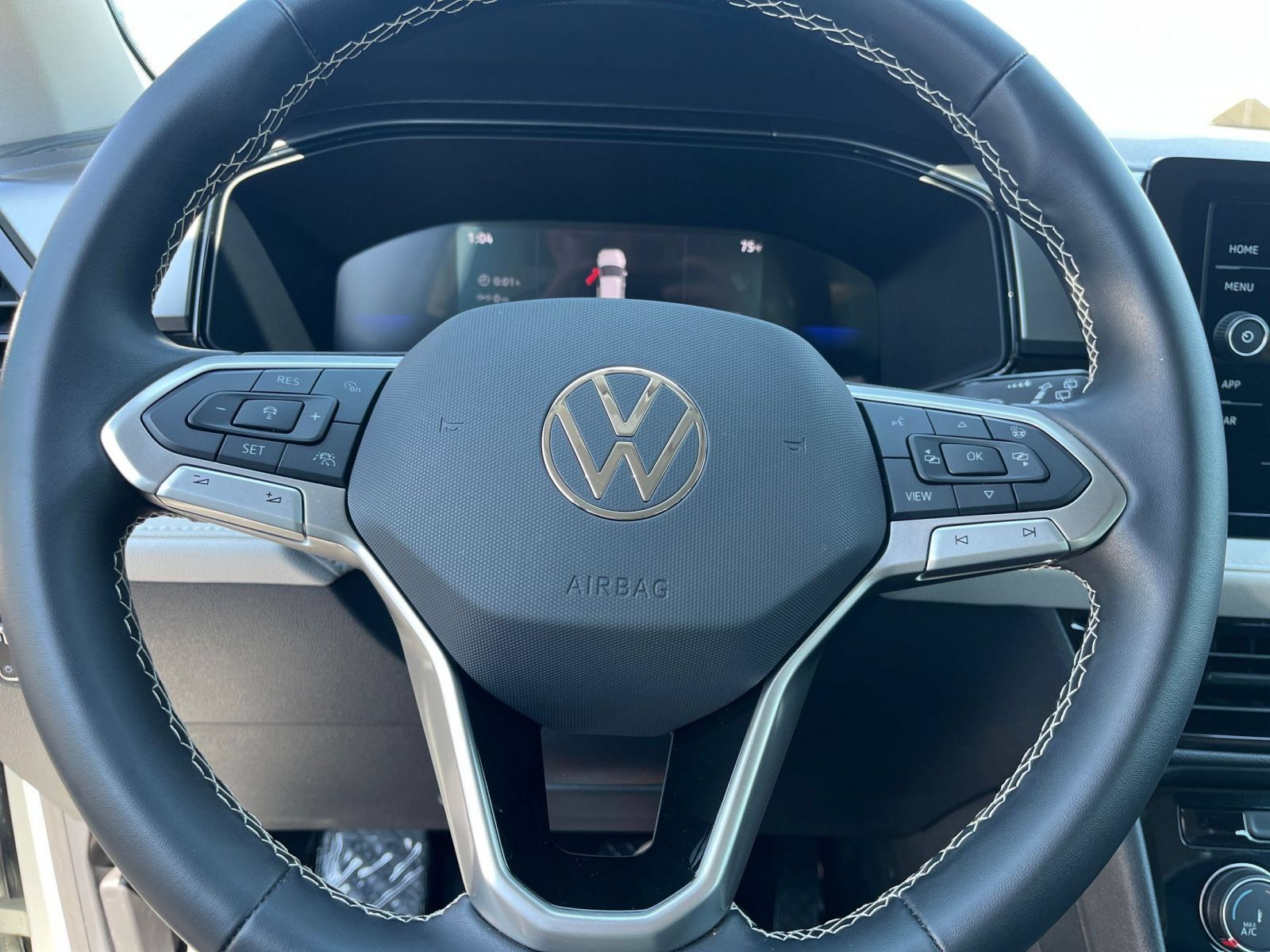 Used 2026 Volkswagen Taos S FWD image 27