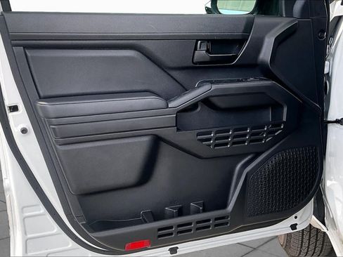 Used 2024 Toyota Tacoma SR RWD image 21
