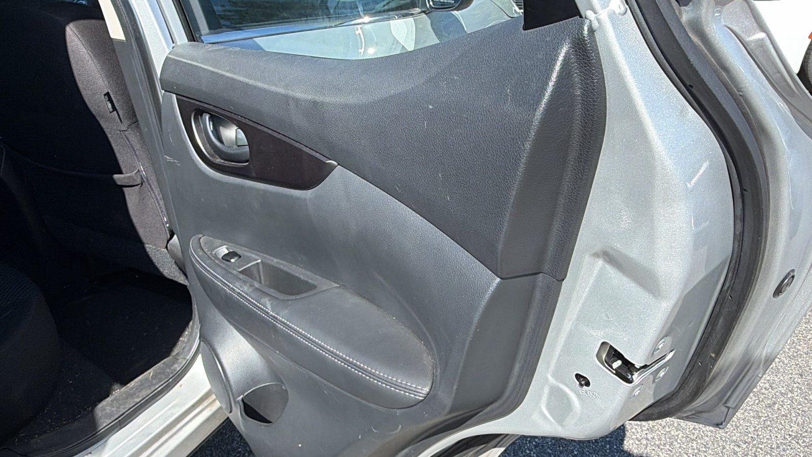Used 2022 Nissan Rogue Sport S FWD image 20