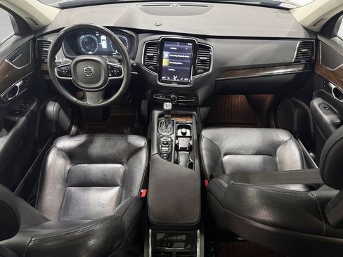Used 2016 Volvo XC90 T6 Momentum w/ Momentum Plus Package AWD/4WD image 37