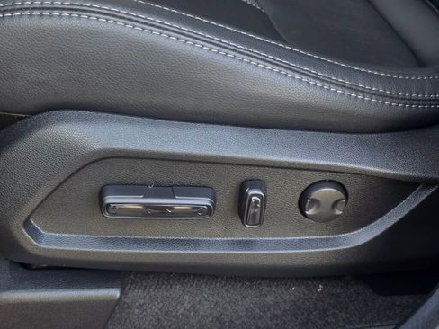 Certified 2025 Honda Pilot EX-L image 25